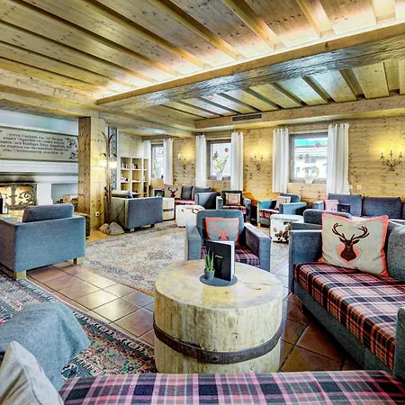 Unterhof Hotel 4*