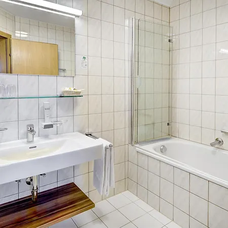 Unterhof فندق فيلزموس