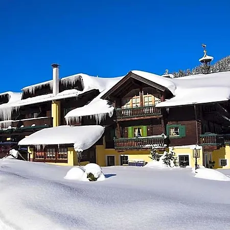 Hotel Unterhof 4*