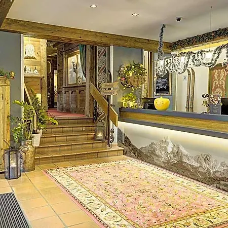 Unterhof