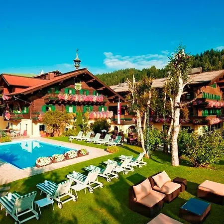 Hotel Unterhof 4*
