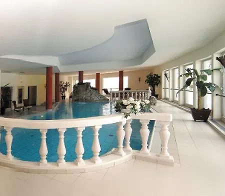 Unterhof Hotel 4*
