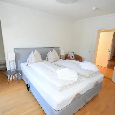 Unterhof فندق 4*