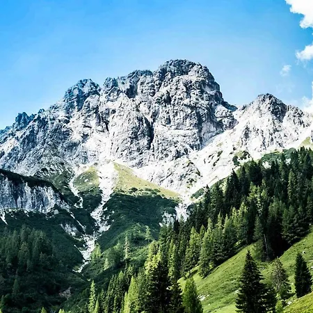 Unterhof فندق