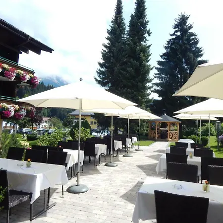 Unterhof 4*